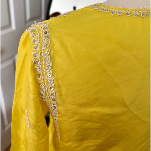 Calypso St. Barth 100% beautiful yellow silk & sequin top! - Picture 8 of 13